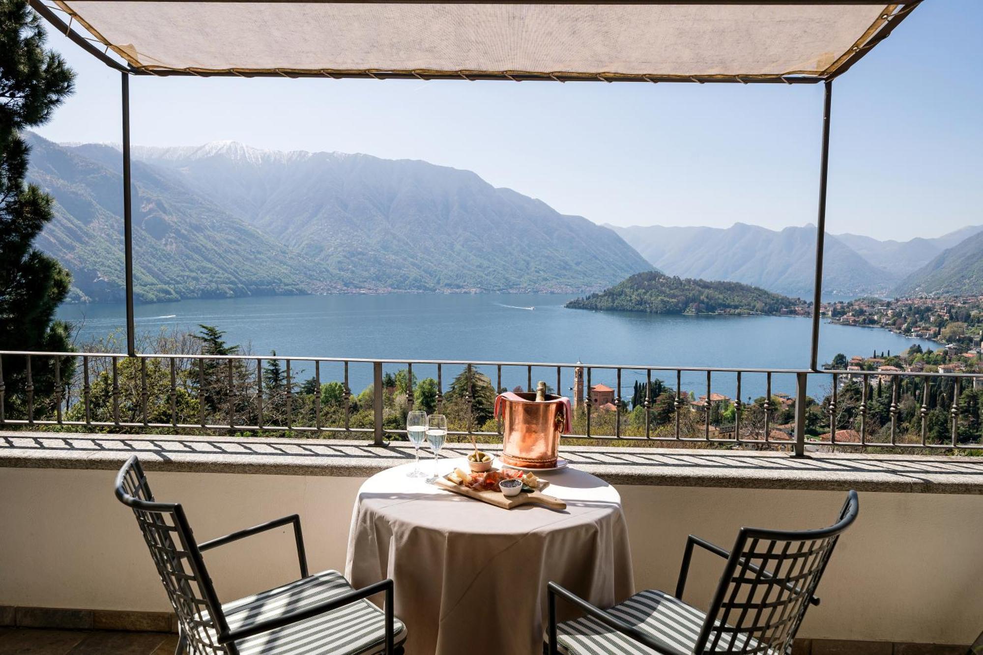 Alveluu Ristorante E Suites تريميتْسّو المظهر الخارجي الصورة