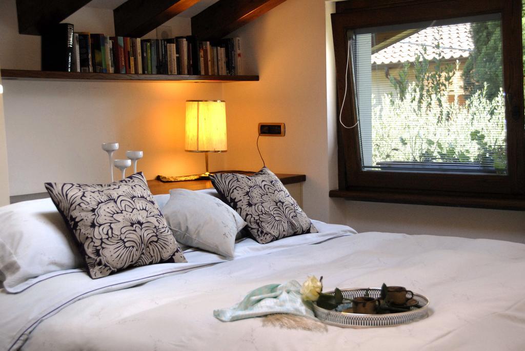 Alveluu Ristorante E Suites تريميتْسّو الغرفة الصورة